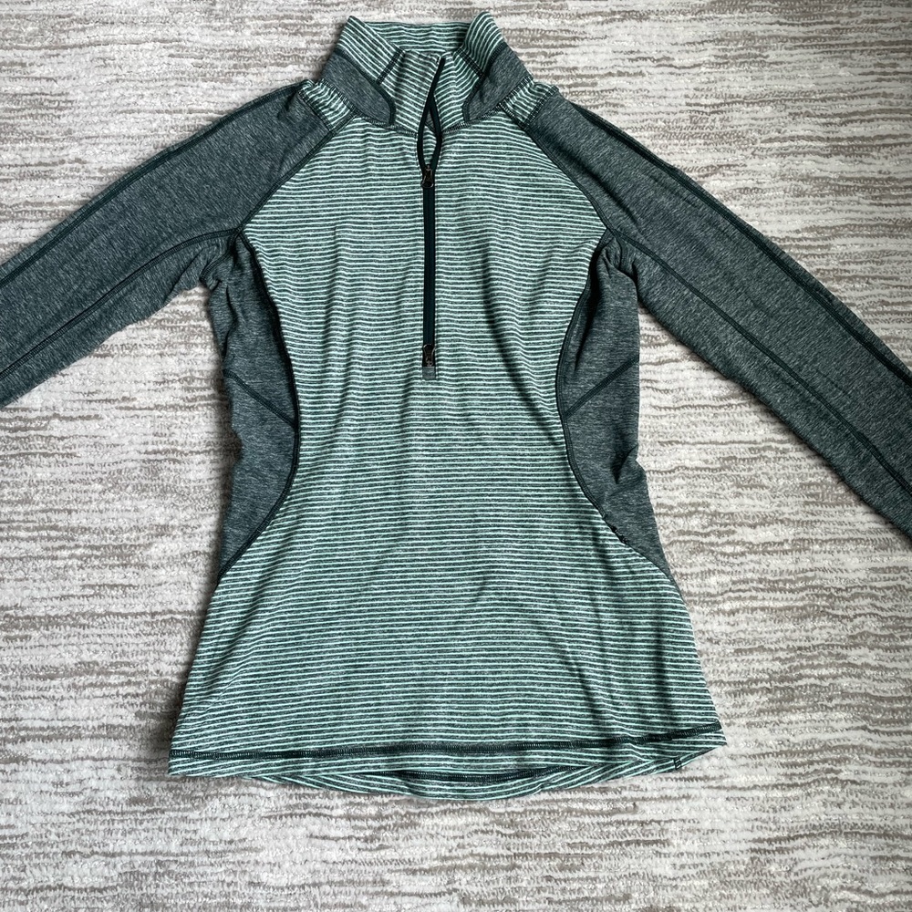 Lululemon mint green striped Half Zip pullover long sleeve shirt size 8